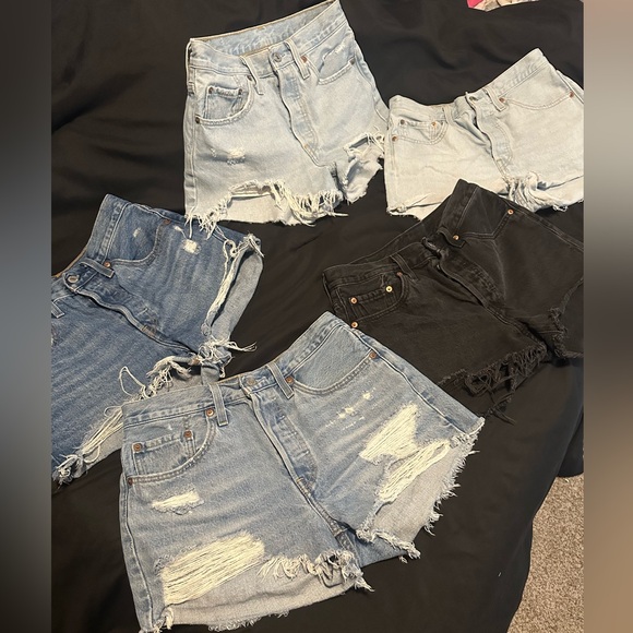 Levi’s 501 high wasted shorts - Picture 2 of 7